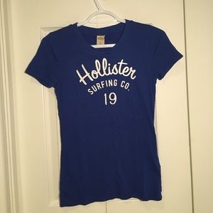 Hollister tee